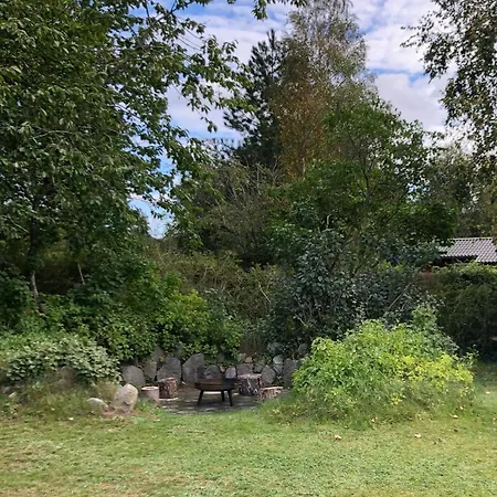 Peaceful Retreat By Water Perfect For Family Vakantiehuis *
